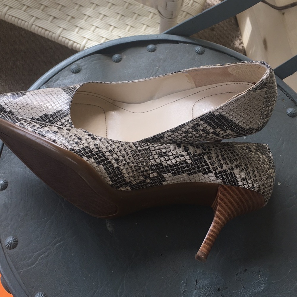 Snake embossed Calvin Klein 8.5, 3.5” heel stacked